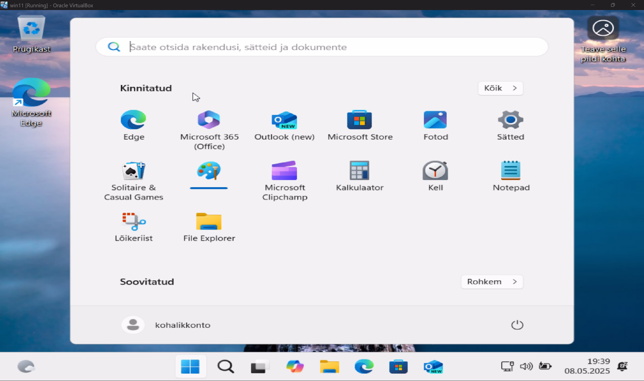 Windows 11 töölaud kasutaja kohalikkonto